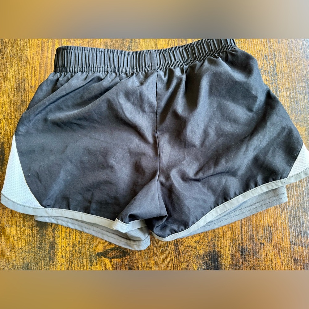 Champion shorts- set of 2.  Size 10/12 girls - Picture 5 of 9
